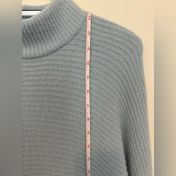 Rachel Zoe Blue Mock Neck Sweater with Ribbed Knit - Size Medium might fit Sz L - Picture 6 of 9